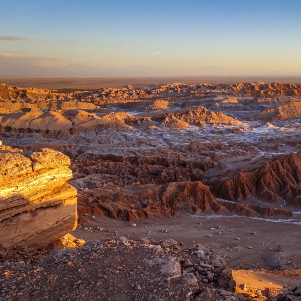 Valle de la Luna en San Pedro de Atacama al atardecer
