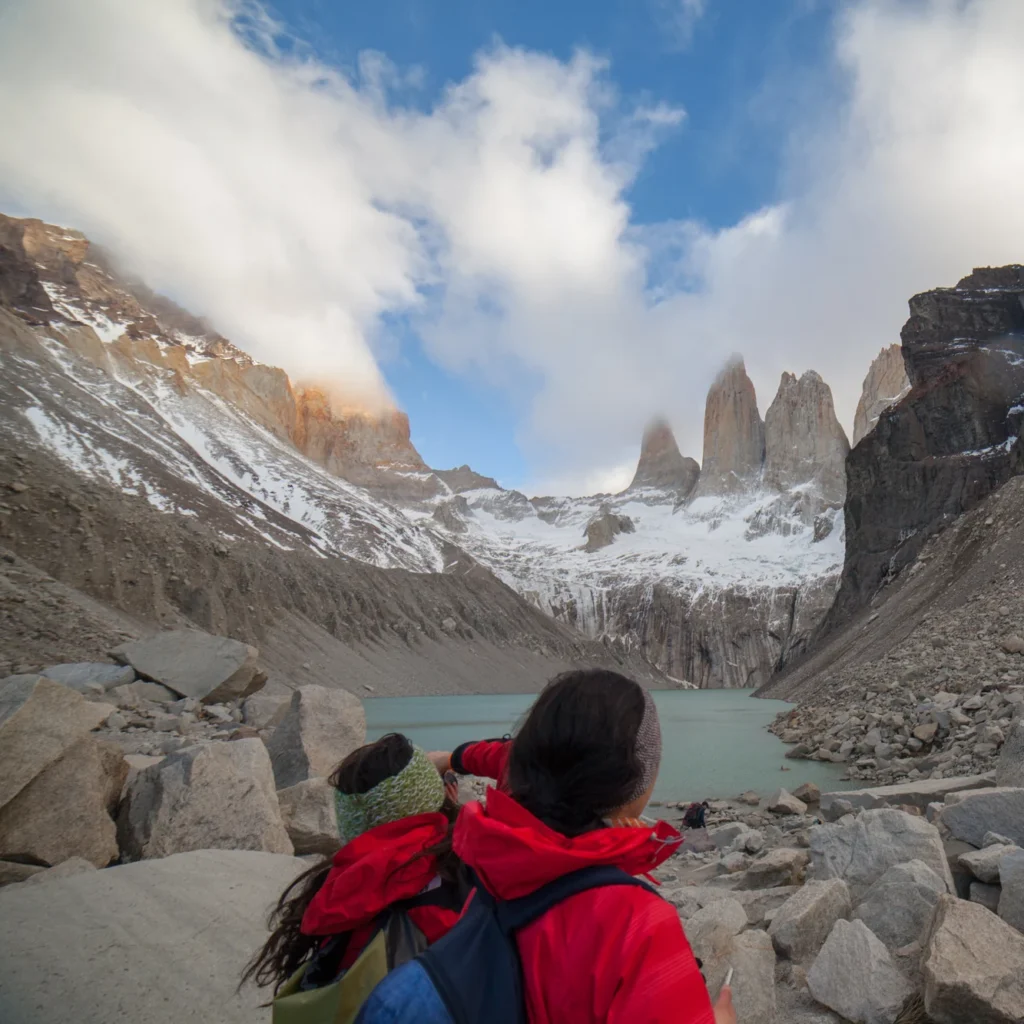 Equipo de trekking para el clima patagónico de Torres del Paine