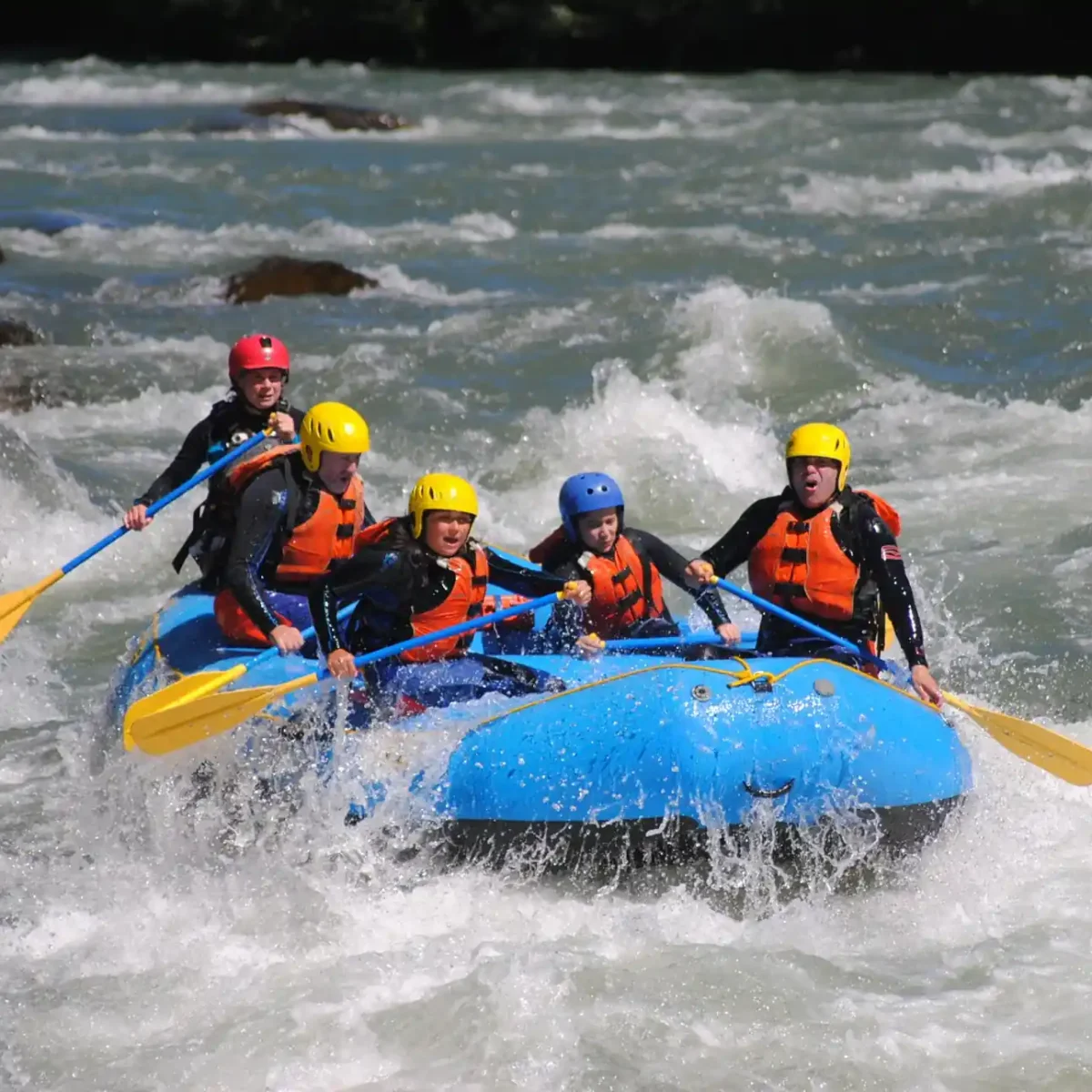 Rafting Bajo Familiar en el Río Trancura - Imagen 4