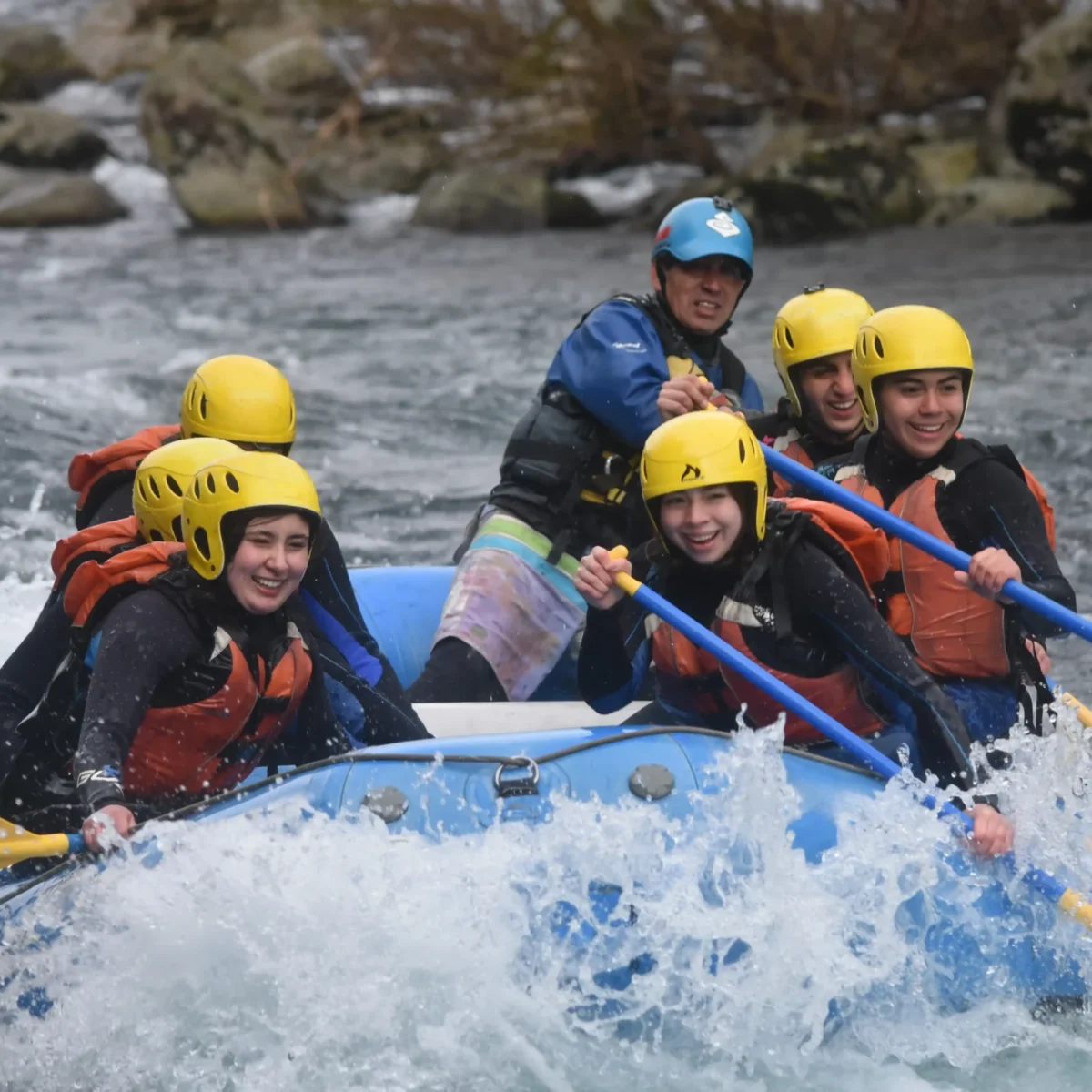Rafting Bajo Familiar en el Río Trancura - Imagen 12