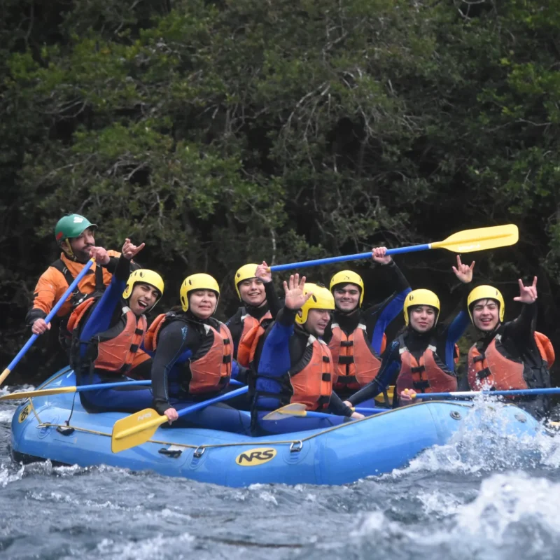 Rafting Bajo Familiar en el Río Trancura