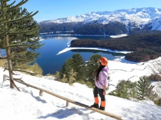 Nada mejor que viajar en buenas manos ☺️
Un viaje no siempre son solo vacaciones… Muchas veces es un sueño por cumplir, una meta personal 💪🏻
Por eso, vivir una buena experiencia no es un detalle: es fundamental.En cada viaje, ponemos el mismo cuidado como si fuera el nuestro. Porque sabemos que cuando todo sale bien, los recuerdos duran para siempre ❤️Nuestro destinos:📍 Salar de Uyuni Vía San Pedro: 1 opción única📍 Rapa Nui: 4 opciones increíbles📍 Torres del Paine: 7 opciones espectaculares📍 Huilo Huilo y Termas Geométricas: 3 opciones relajantes📍 Carretera Austral: 4 opciones de aventura📍 San Pedro de Atacama: 4 opciones inolvidables📍 Tierra del Fuego: 3 opciones fascinantes📍 Puerto Varas + Chiloé: 4 alternativas maravillosas📍 Valle del Elqui, La Serena e Isla Damas: 3 increíbles programas📍 Pucón, Villarrica y Alrrededores: 4 opciones de aventura📍 Melipeuco, Sollipulli, Sierra Nevada y Conguillio: 1 épica odisea📍Región Del Maule: 6 alternativas Primavera, Verano, invierno💳 Formas de Pago:- WebPay.cl / Tarjeta de Crédito o Débito- Transferencia Bancaria- Crédito Directo¡Comenta o mándanos un DM para más información y escoge el programa que mejor se adapte a tus sueños de viaje! 🌟📩También puedes llamarnos para recibir asesoramiento personalizado en línea. 📞💬Consultas, reservas y más:🌐 Sitio web: www.elracoexperience.com📧 Correo: reservaselracoexperience@gmail.com📱 WhatsApp: +56978296739🇨🇱 Sernatur registro: 69766No olvides revisar nuestras historias destacadas y nuestro feed para más inspiración. 😎 Gracias a todos los viajeros por compartir sus fotos, videos y comentarios sobre sus experiencias con nosotros. 💖¡Viajar en buenas manos se nota! ¡Únete a la aventura segura con nosotros! 🌍✈️#rapanui🗿 #Isladepascua #Laserena #Torresdelpaine #Carreteraaustral